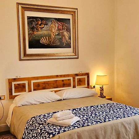 Venere Supercentral B&B ฟลอเรนซ์ ภายนอก รูปภาพ