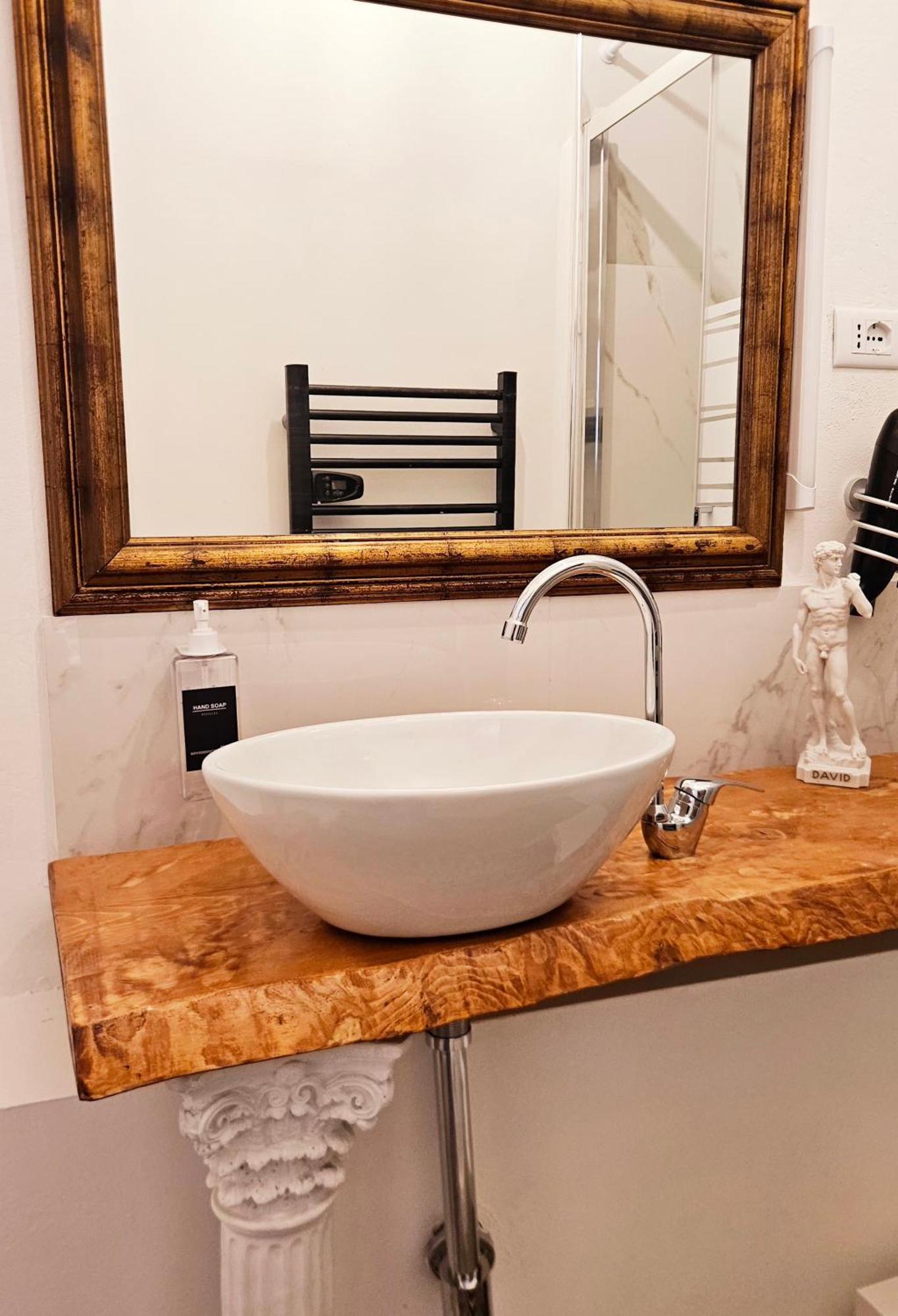 Venere Supercentral B&B ฟลอเรนซ์ ภายนอก รูปภาพ